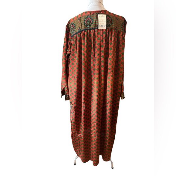 GURU FOR LIFE | NWT 100% Silk Recycled Sari Dress - Picture 3 of 9